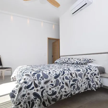 Lovely In With Kitchen Cavalaire-sur-Mer