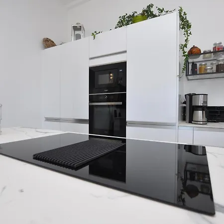 Semesterbostad Lovely In With Kitchen